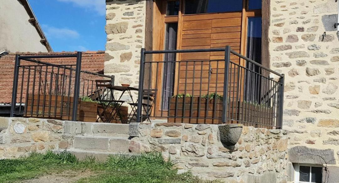 Le Relais D'Anglards Apartment ภายนอก รูปภาพ
